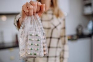 染后洗发水怎么选？清洁需求、护色宣传和实际体验的比较